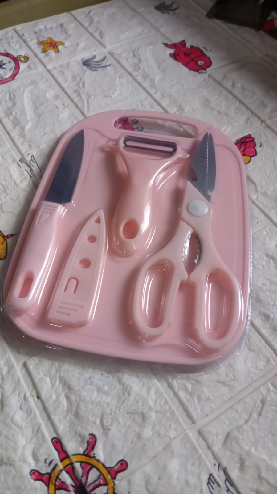 5490 Mini Travel Cutting Board Set, 4 Pcs Portable Mini Camping Plastic Cutting Board & Knife, Fruits & Vegetable Peeler Scissors, Kitchen Knives Set, for travel, picnic, camping, outdoor, park (4 Pc Set) 5490 Mini Travel Cutting Board Set, 4 Pcs Portable Mini Camping Plastic Cutting Board & Knife, Fruits & Vegetable Peeler Scissors, Kitchen Knives Set, for travel, picnic, camping, outdoor, park (4 Pc Set)